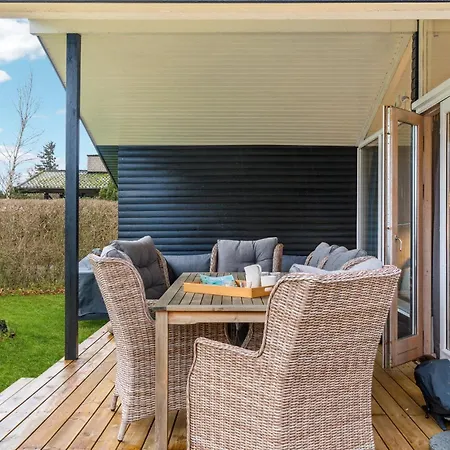 3 Bedroom Amazing In Дом отдыха *