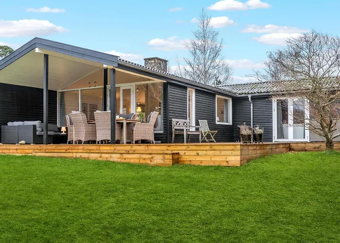 Сasa de vacaciones 3 Bedroom Amazing In *